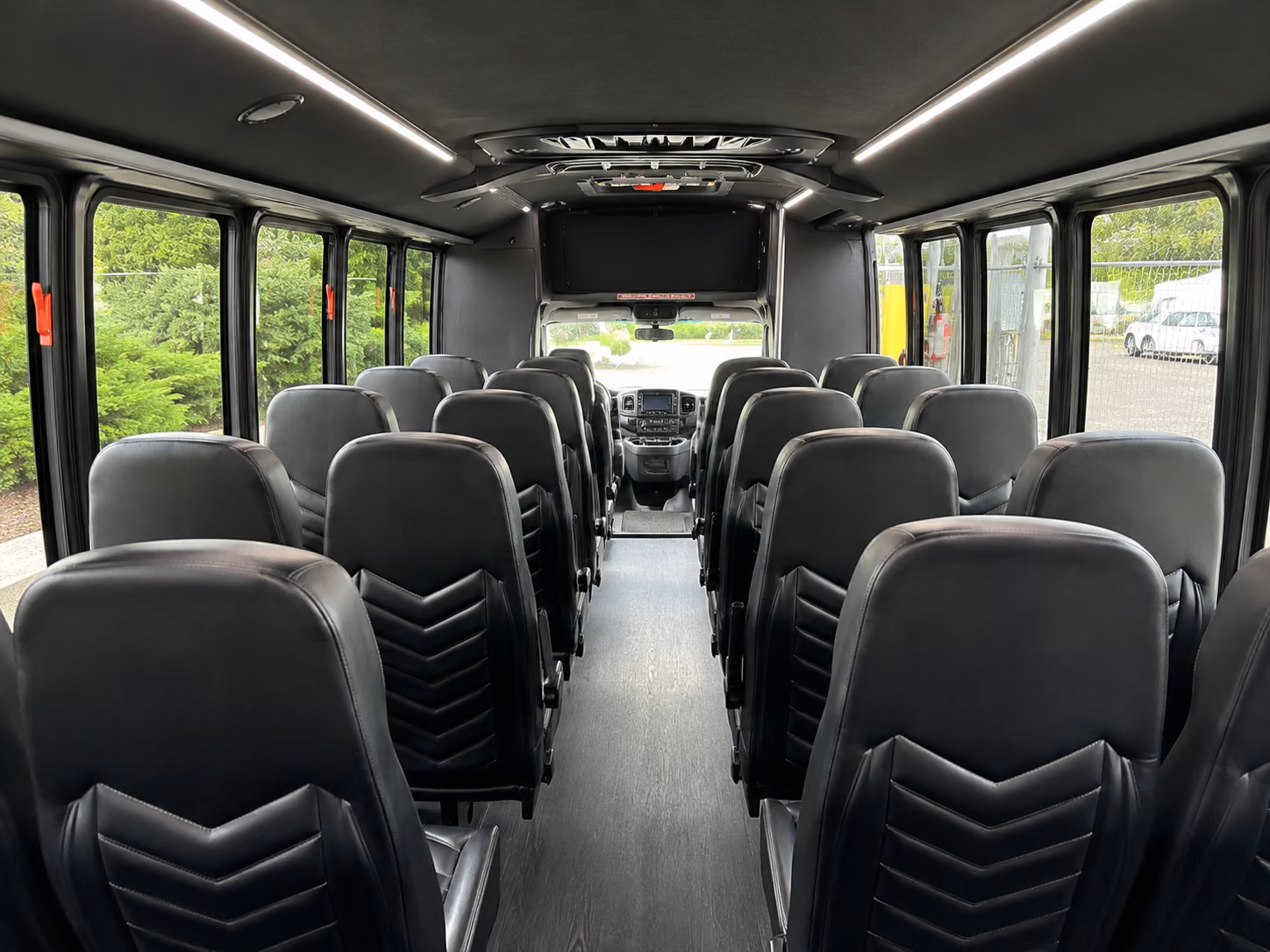 minibus rentals for smaller plantation prom groups and pre prom shuttles