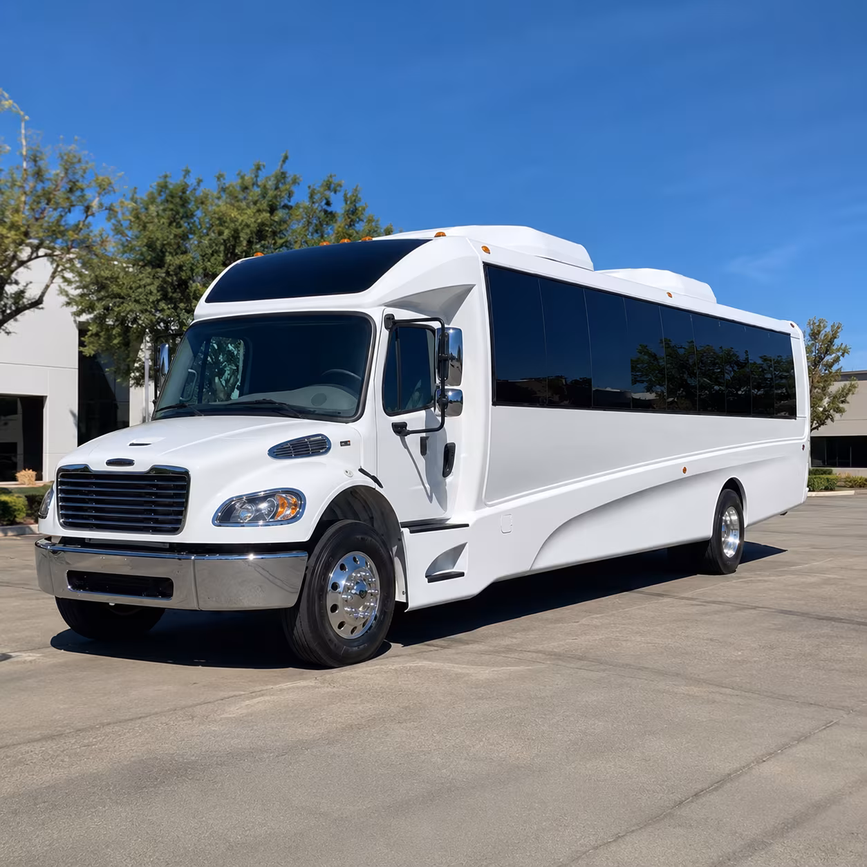 plantation 30 passenger minibus